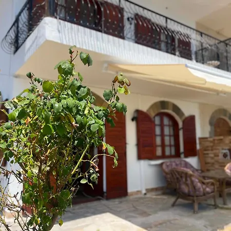 Kaloutsikos Sea View House Σπίτι διακοπών Μόλα Καλύβα