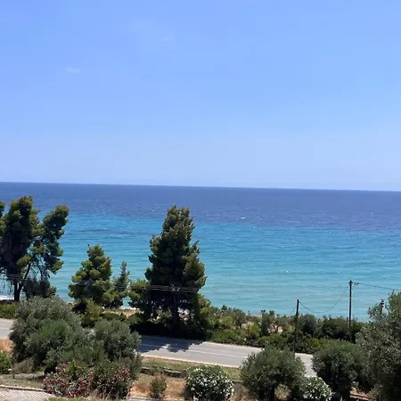 Kaloutsikos Sea View House